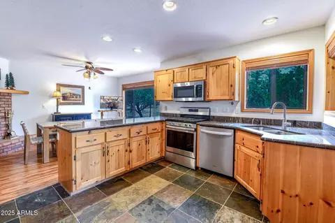 2485 Apache Dr, Happy Jack, AZ 86024 photo 32