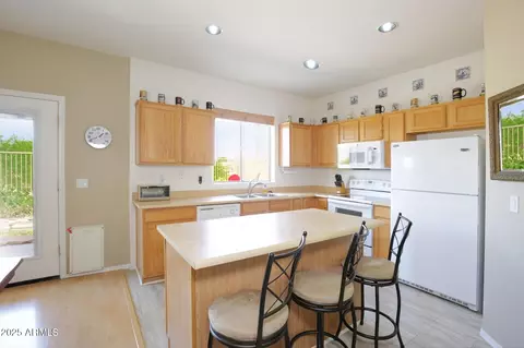 1352 E Dunbar Dr, Phoenix, AZ 85042 photo 7