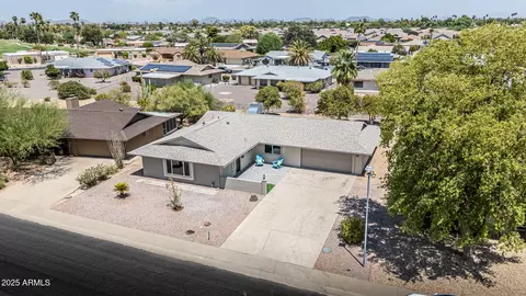 11040 W Oak Ridge Rd, Sun City, AZ 85351