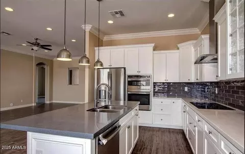 Kitchen - 10264 E Broadway Rd, Mesa, AZ 85208 photo 1 of 4