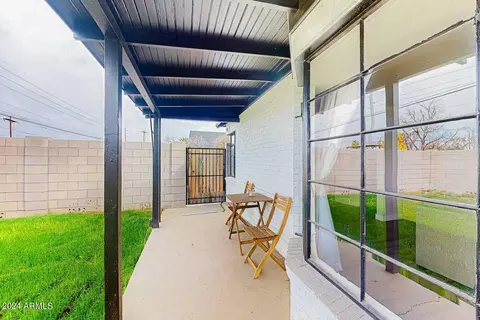 707 E University Dr, Mesa, AZ 85203