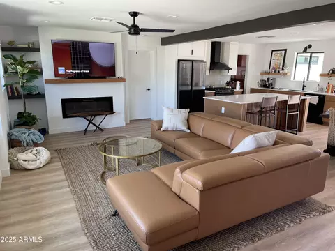 Living - 1745 E San Juan Ave, Phoenix, AZ 85016 photo 2 of 4