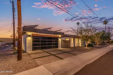 Exterior - 1745 E San Juan Ave, Phoenix, AZ 85016 photo 10 of 11