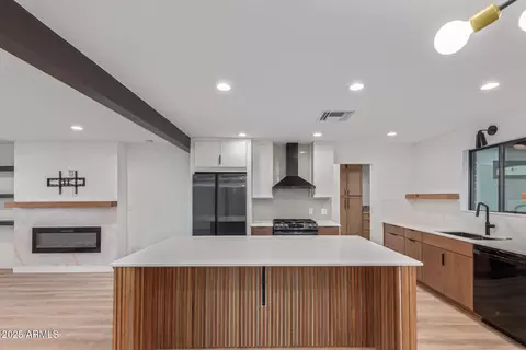 Kitchen - 1745 E San Juan Ave, Phoenix, AZ 85016 photo 1 of 4