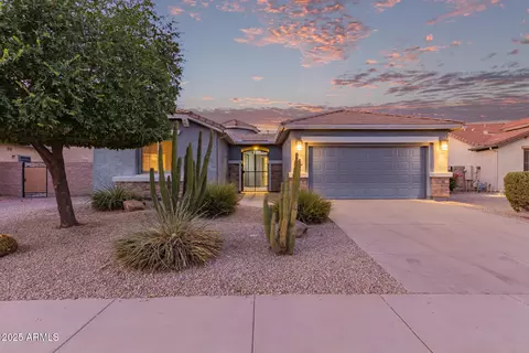 384 W Bismark St, San Tan Valley, AZ 85143