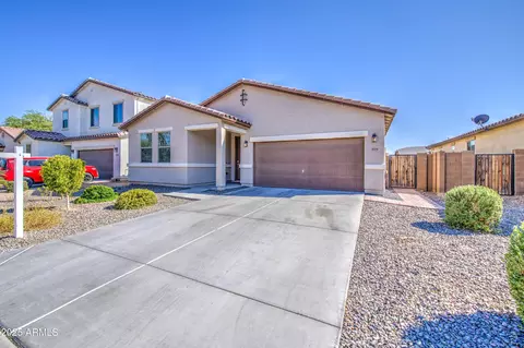 929 E Overlin Ln, Avondale, AZ 85323 photo 2