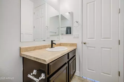 929 E Overlin Ln, Avondale, AZ 85323 photo 32