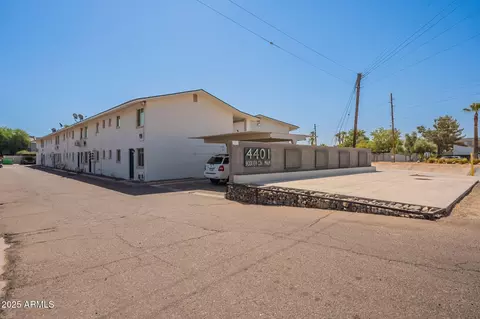 4401 N 12th St #121, Phoenix, AZ 85014