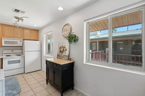 4354 N 82nd St #245, Scottsdale, AZ 85251