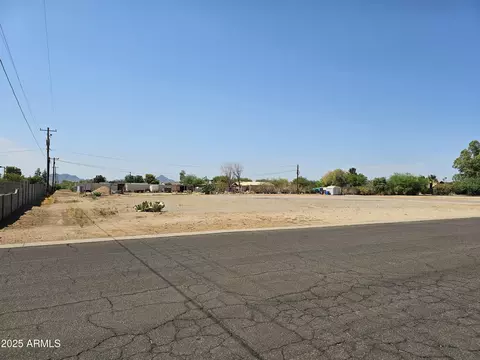 4075 E Paradise Ln, Phoenix, AZ 85032 photo 3