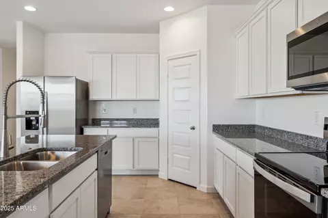 12232 E Agave Ln, Florence, AZ 85132 photo 5