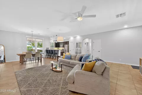 1331 E Kaler Dr, Phoenix, AZ 85020 photo 7