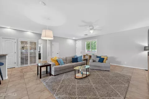 1331 E Kaler Dr, Phoenix, AZ 85020 photo 4