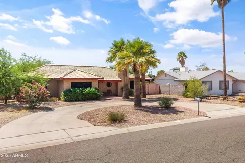 1741 W Wickieup Ln, Phoenix, AZ 85027