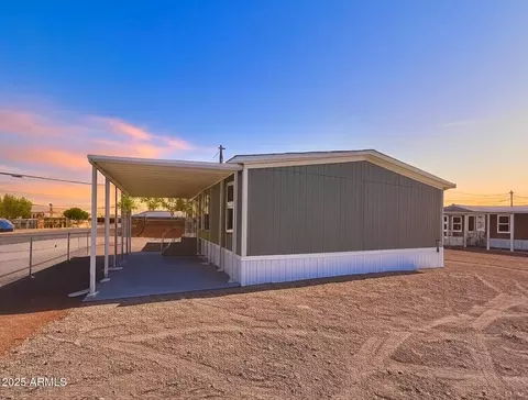 900 S Warner Dr, Apache Junction, AZ 85120 photo 3