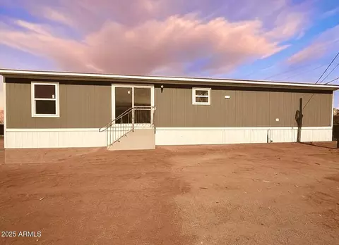 902 S Warner Dr, Apache Junction, AZ 85120 photo 2