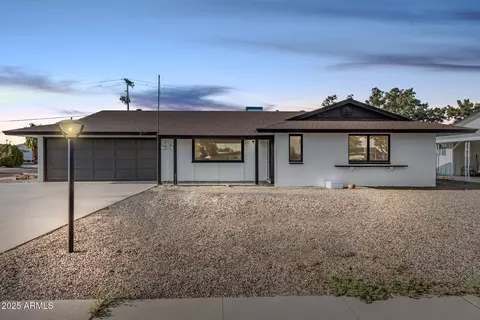 10076 W Peoria Ave, Sun City, AZ 85351