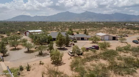 4120 S Arabian Dr, Sierra Vista, AZ 85650
