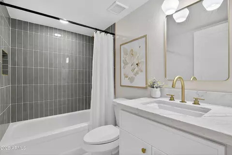 3754 E Wethersfield Rd, Phoenix, AZ 85032 photo 5