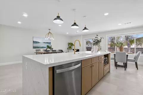 3754 E Wethersfield Rd, Phoenix, AZ 85032 photo 9