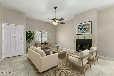 Living - 1002 E Charleston Ave, Phoenix, AZ 85022 photo 1 of 2