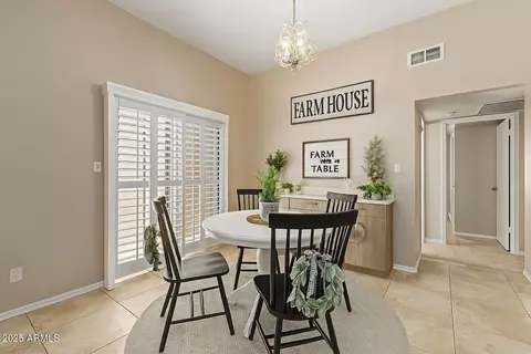Dining - 1002 E Charleston Ave, Phoenix, AZ 85022 photo 1 of 1