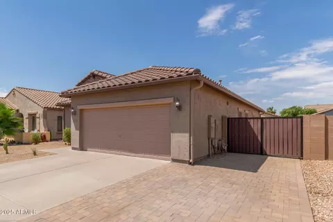 Exterior - 11122 E Sombra Ave, Mesa, AZ 85212 photo 3 of 8