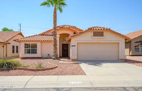 1609 E Windsong Dr, Phoenix, AZ 85048