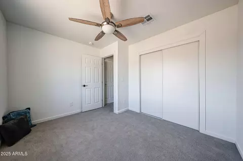 Bedroom - 6932 W Haven Ave, Phoenix, AZ 85035 photo 9 of 11