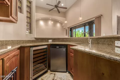 Kitchen - 3730 E Cloud Rd, Cave Creek, AZ 85331 photo 6 of 7
