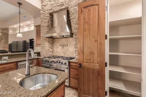 Kitchen - 3730 E Cloud Rd, Cave Creek, AZ 85331 photo 7 of 7