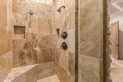 Bath - 3730 E Cloud Rd, Cave Creek, AZ 85331 photo 5 of 9