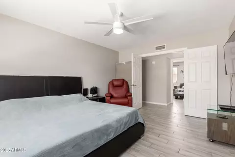 402 E Morrow Dr, Phoenix, AZ 85024 photo 15