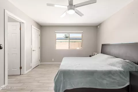 402 E Morrow Dr, Phoenix, AZ 85024 photo 13