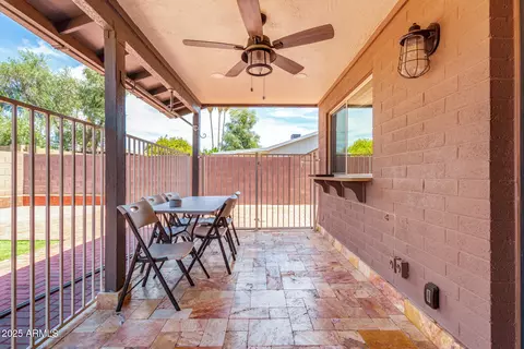 402 E Morrow Dr, Phoenix, AZ 85024 photo 23