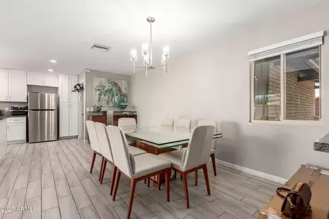 402 E Morrow Dr, Phoenix, AZ 85024 photo 11