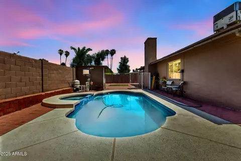 402 E Morrow Dr, Phoenix, AZ 85024 photo 29