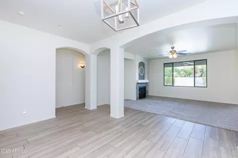 Living - 632 E Raven Way, Gilbert, AZ 85297 photo 10 of 10