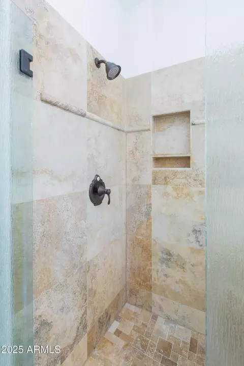 Bath - 632 E Raven Way, Gilbert, AZ 85297 photo 5 of 9