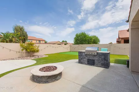 Exterior - 632 E Raven Way, Gilbert, AZ 85297 photo 7 of 23