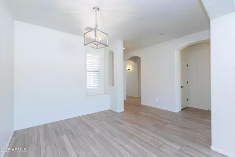 Living - 632 E Raven Way, Gilbert, AZ 85297 photo 9 of 10