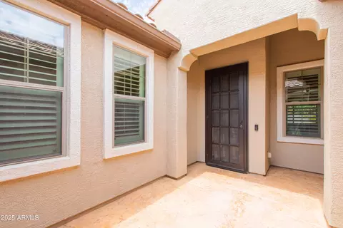 Exterior - 632 E Raven Way, Gilbert, AZ 85297 photo 14 of 23