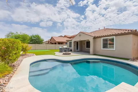 Exterior - 632 E Raven Way, Gilbert, AZ 85297 photo 1 of 23