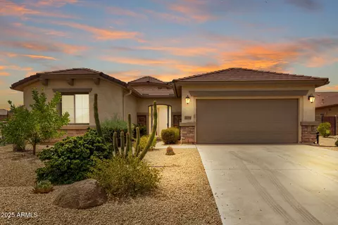 1189 W Cutleaf Cir, San Tan Valley, AZ 85143