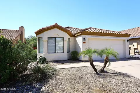2303 E Taro Ln, Phoenix, AZ 85024