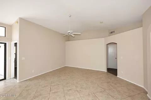 Living - 2303 E Taro Ln, Phoenix, AZ 85024 photo 2 of 4