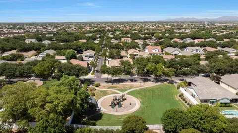 View/Area - 2892 E Agritopia Loop S, Gilbert, AZ 85296 photo 1 of 17