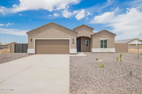 8724 W Reventon Dr, Arizona City, AZ 85123