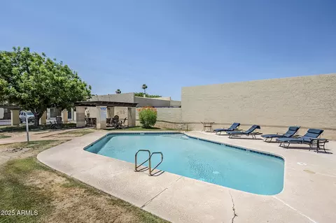 Exterior - 2223 E Catalina Dr, Phoenix, AZ 85016 photo 1 of 3
