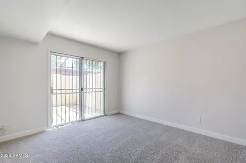 Bedroom - 2223 E Catalina Dr, Phoenix, AZ 85016 photo 2 of 5